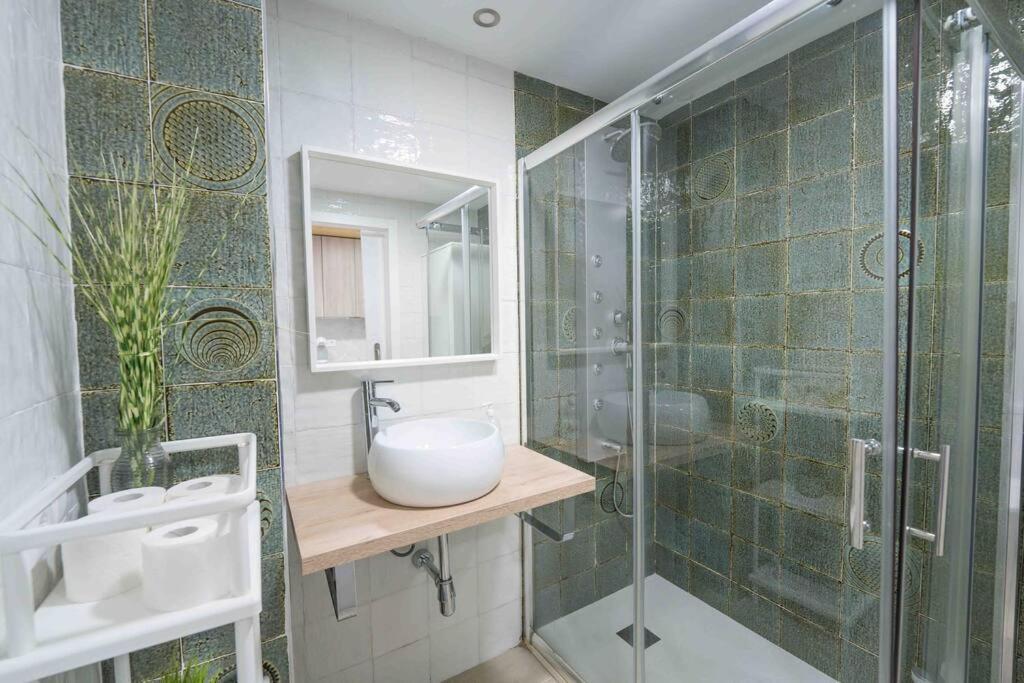 Apartamento En La Mejor Zona De Triana, Junto Al Puente เซบีญา ภายนอก รูปภาพ